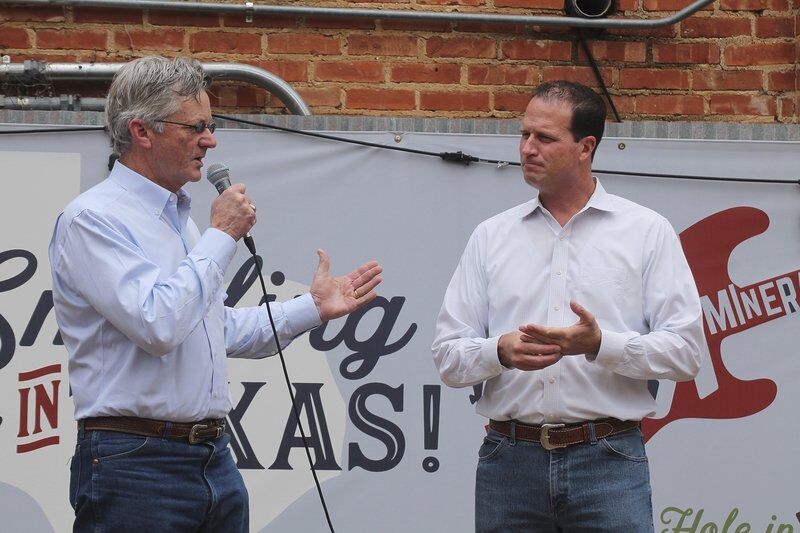 Pfluger holds town hall in Mineral Wells